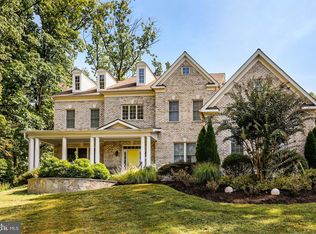 1831 Elgin Dr, Vienna, VA 22182