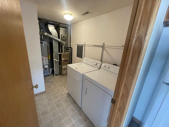 5th image of 321 S Garfield Ave #A
