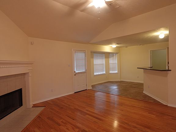 2nd image of 17075 Great Glen Dr