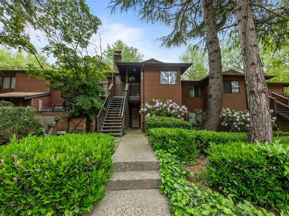 10620 150th St #914, Surrey, BC V3R 7K2
