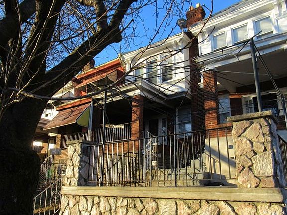 3rd image of 6962 Cedar Park Ave