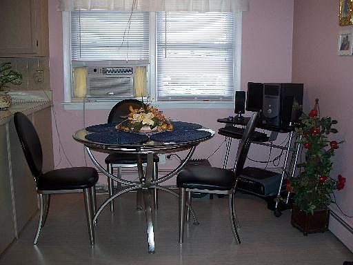 2nd image of 6937 S Pulaski Rd #2C