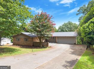 617 Mountain View Cir, Gainesville, GA 30501