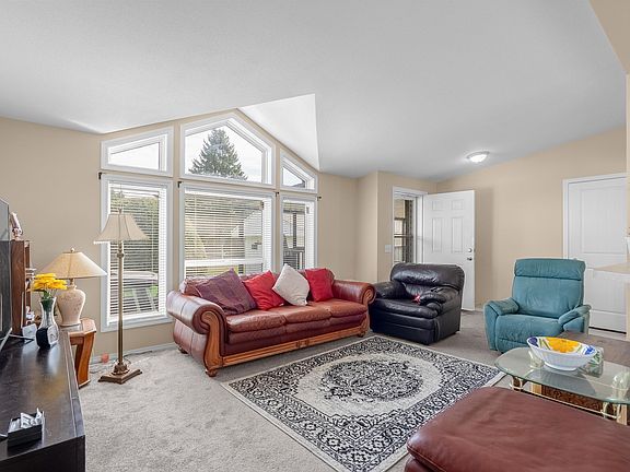 3rd image of 6035 Vedder Rd #37
