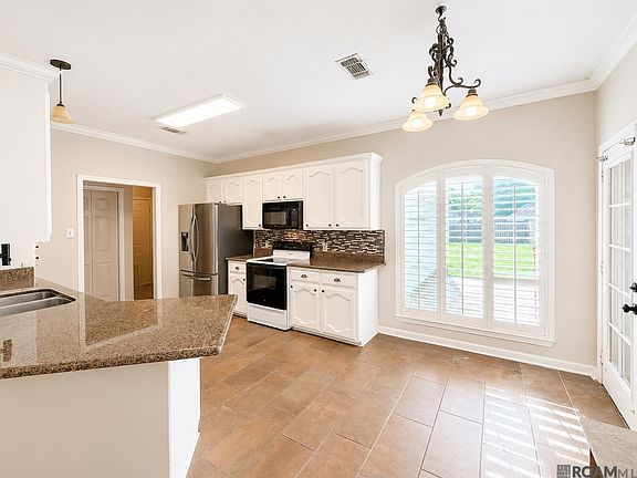 5th image of 14216 Parkview Dr