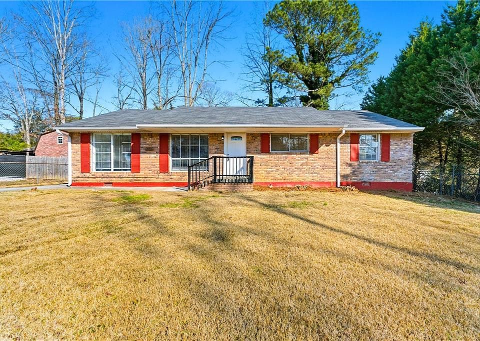 1st image of 850 King Rd