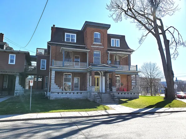 174 Earl St #8, Kingston, ON K7L 2H4