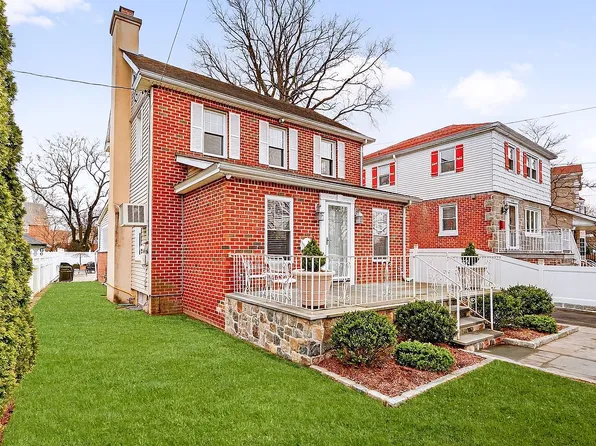 3334 Country Club Rd, Bronx, NY 10465