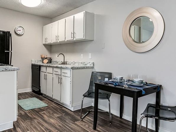 Sundance Apartments | 1945 N Rock Rd, Wichita, KS