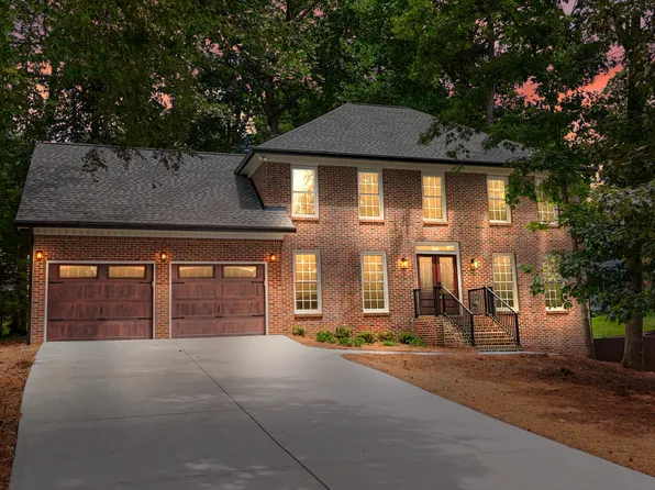 127 N Lakeside Dr NW, Kennesaw, GA 30144