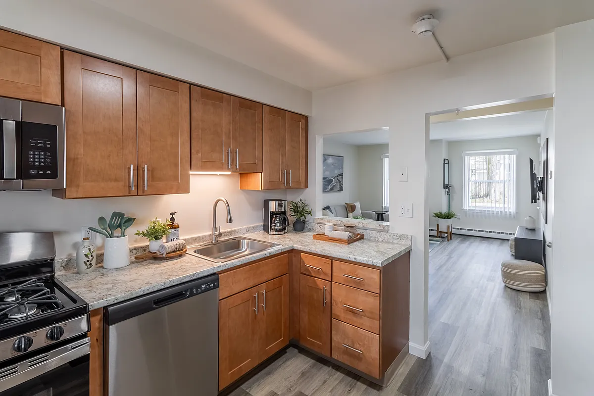 Model Unit Kitchen - Landings