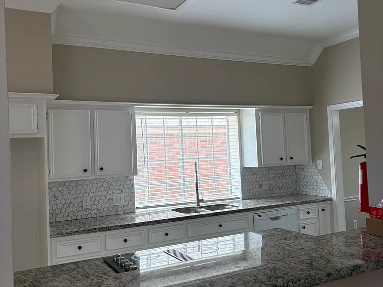 18934 Barry Ln — Photo 11