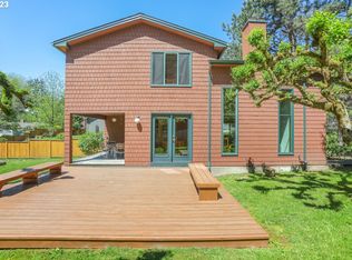 7740 SW West Slope Dr, Portland, OR 97225