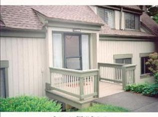 140 Heritage Vlg #B, Southbury, CT 06488