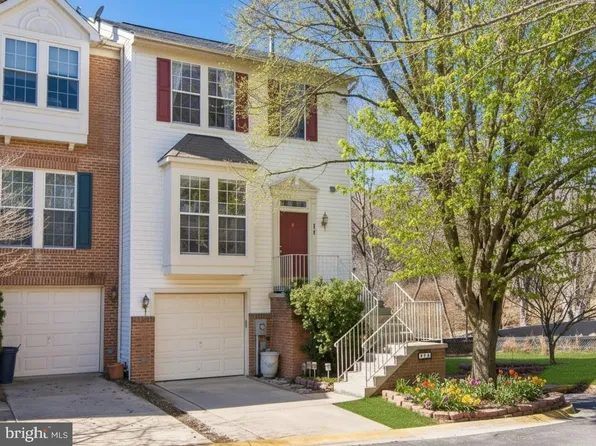 14 Rosebay Ct #407, Germantown, MD 20874