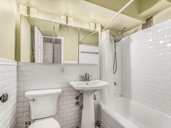 900 West 190th Street image 13 of 25