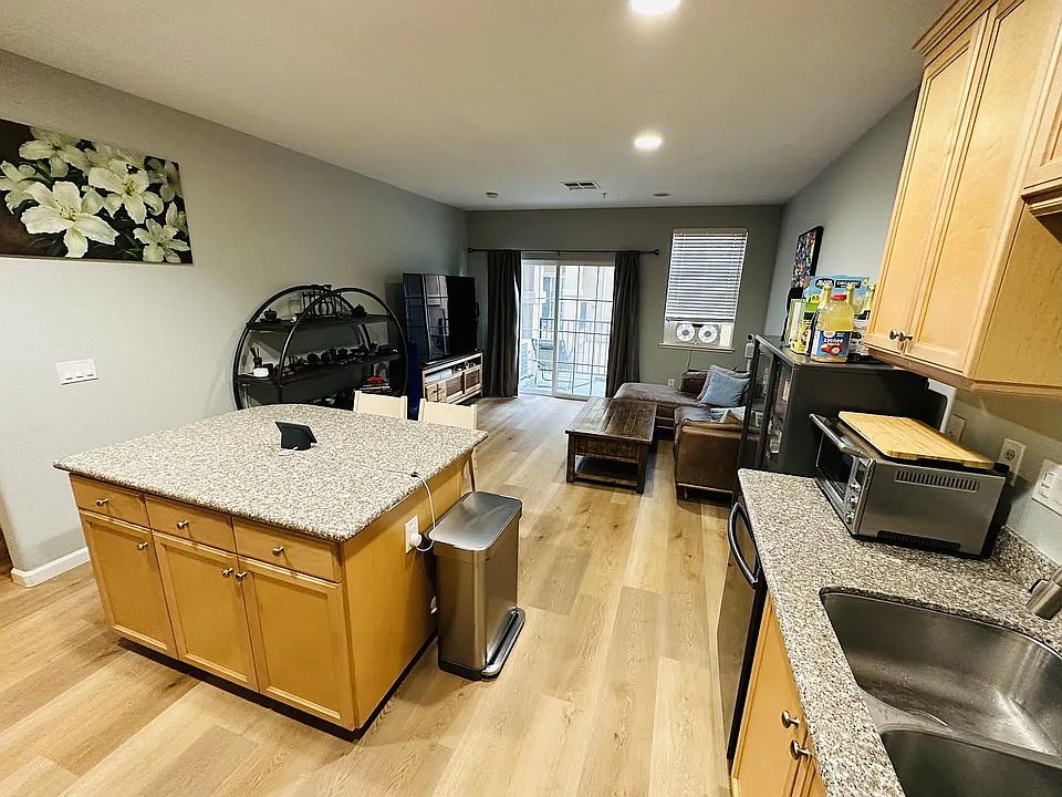 1st image of 88 N Jackson Ave Unit 303