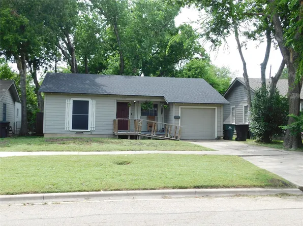 1304 S 19th St, Temple, TX 76504