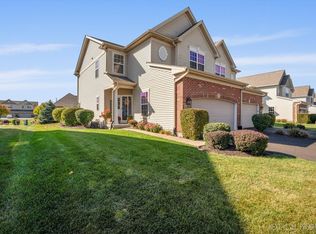 1133 Sears Cir, Elburn, IL 60119