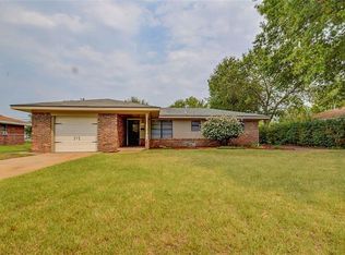 1023 Carlisle Cir, Norman, OK 73069