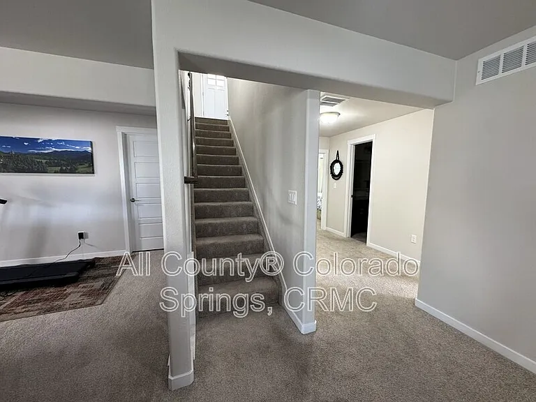 5755 Marlee Dr — Photo 22
