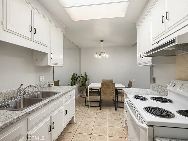956 Calle Aragon #C — Photo 20