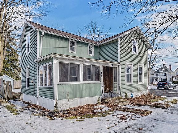 2nd image of 44 Hill St