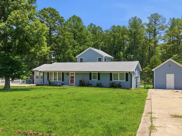 2800 Davie Dr, Durham, NC 27704