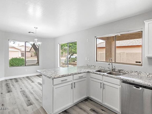 3rd image of 6983 W KEIM Drive