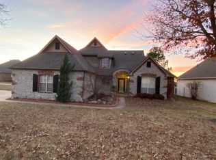 3316 N Battle Creek Dr, Broken Arrow, OK 74012