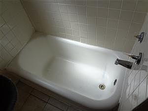 2nd image of 6718 S Clyde Ave #3S