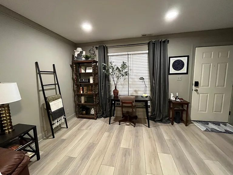 1422 Woodland Dr — Photo 5