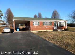 2820 Arrington Dr NE, Roanoke, VA 24012