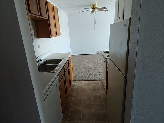 5th image of 2408 3rd Ave N APT 15