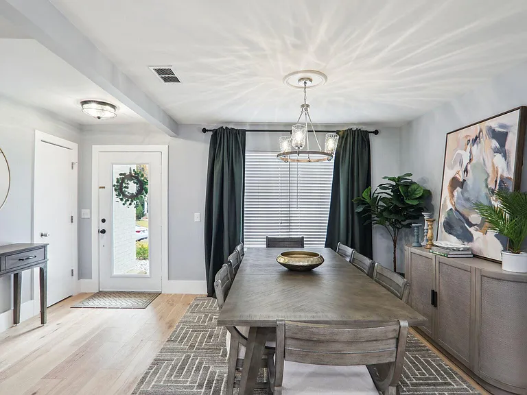 1406 Cartecay Dr — Photo 4