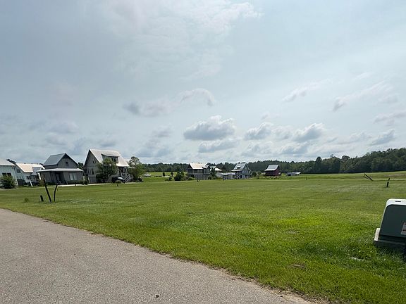 4th image of 8 Channelside Lot 15