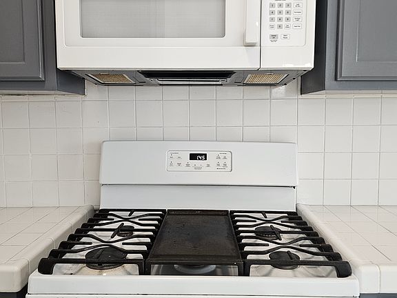 5th image of 221 S Arnaz Dr APT 104
