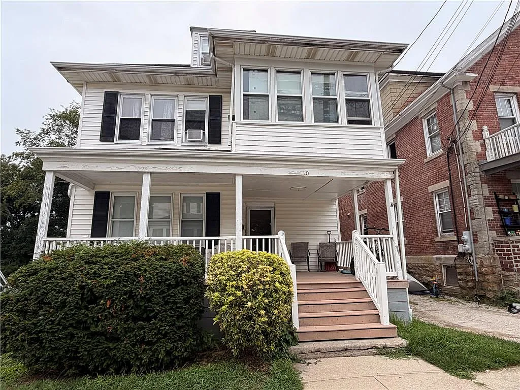 2 bed, 1060 sqft, $2,300 — Photo 4