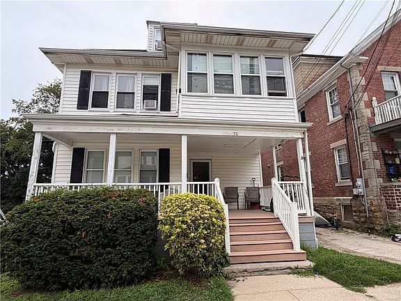 4th image of 10 Russell Ave