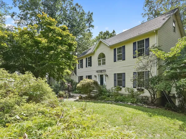 173 Chestnut Ridge Road, Bethel, CT 06801