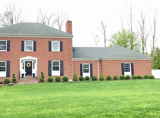 9 Briarcliff Rd, Upper Saddle River, NJ 07458