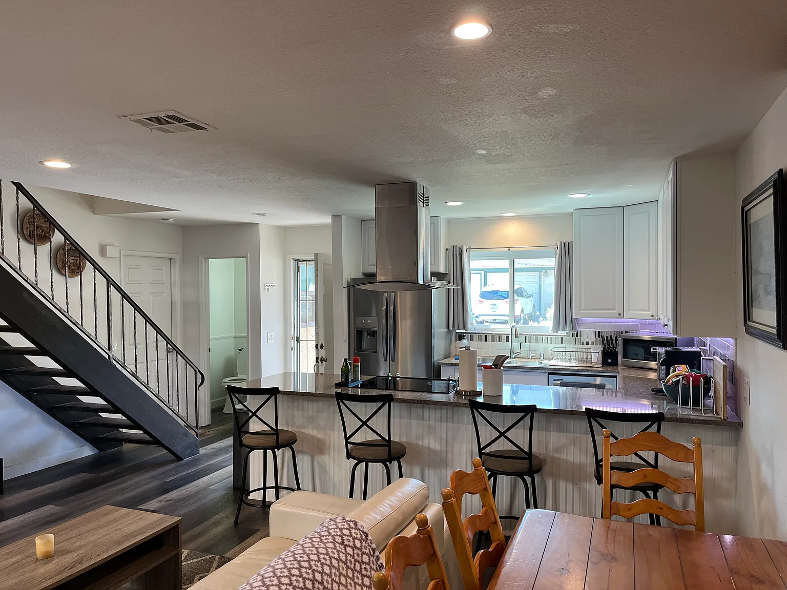 3 bed, 1.5 bath, 1107 sqft, $2,800 — Photo 4