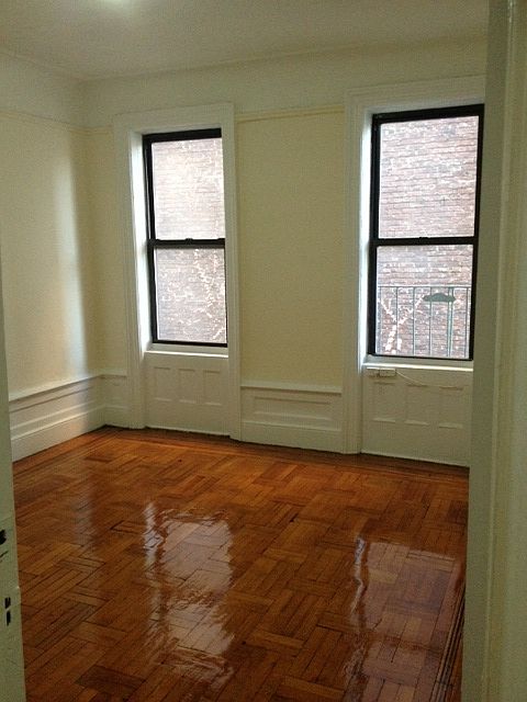 1st image of 630 W 207th St
