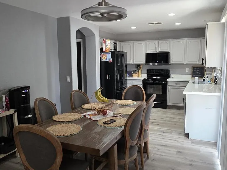 14270 N 154th Ln — Photo 7
