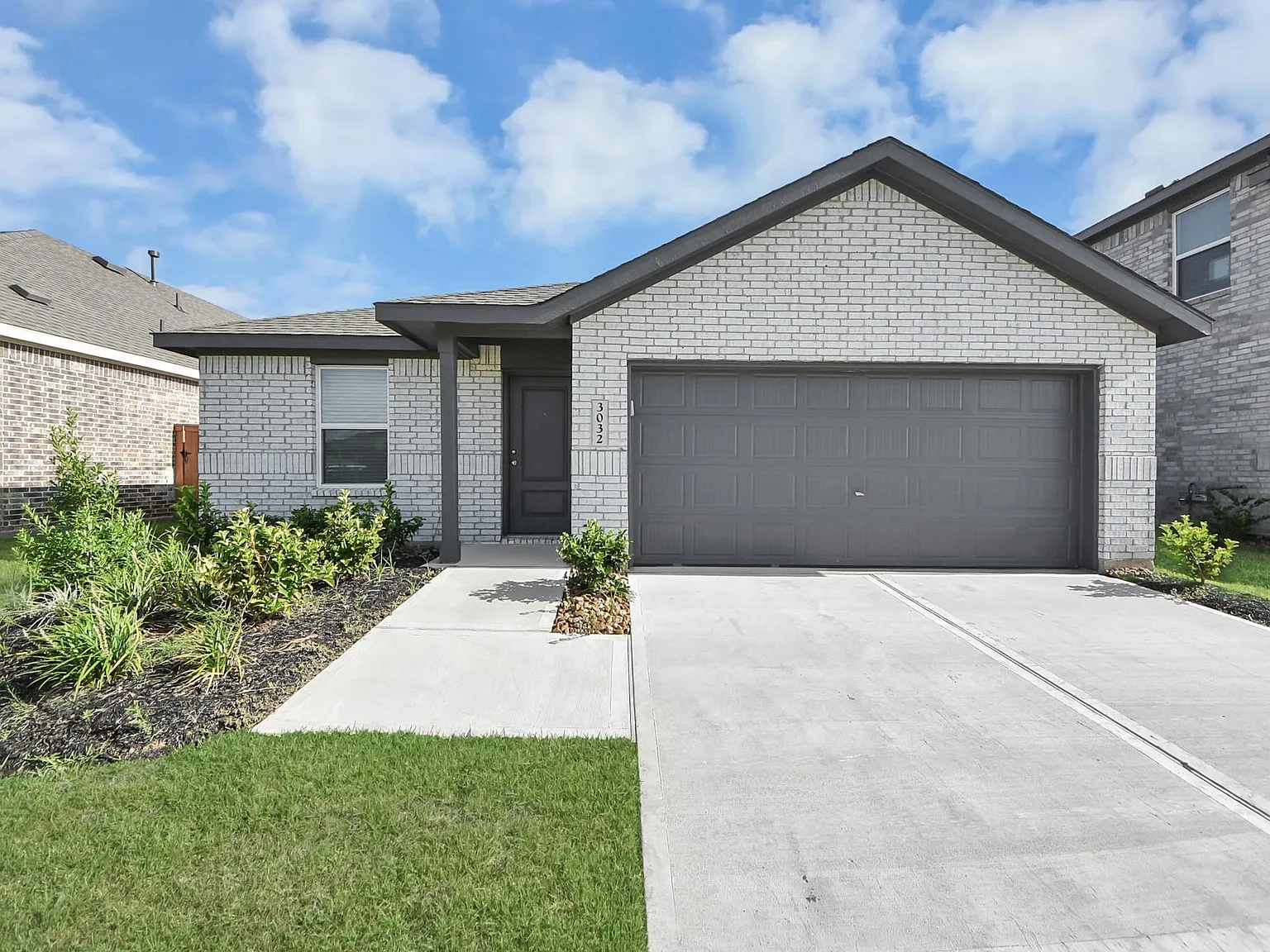 4 bed, 2.0 bath, 1776 sqft, $2,000 — Photo 4
