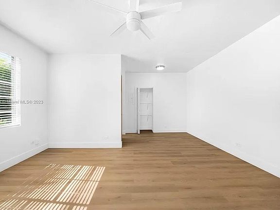 4th image of 940 Jefferson Ave APT 4