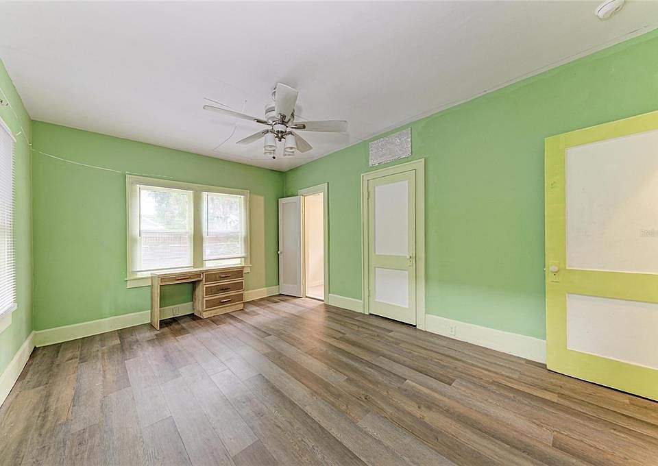 25th image of 1005 16TH AVENUE S