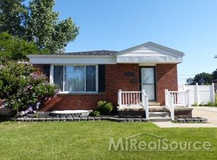 20717 Meier Rd, Saint Clair Shores, MI 48081