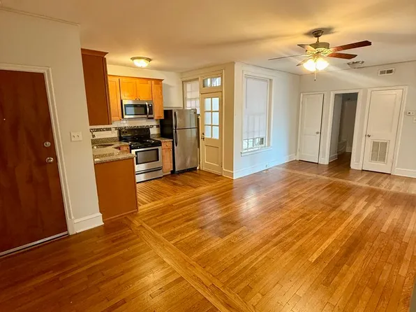 1121 W Grace St, 1121 W Grace St APT 8, Richmond, VA 23220