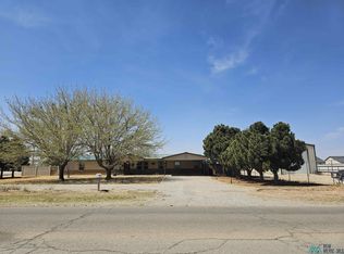 4207 S Thomason Rd, Carlsbad, NM 88220